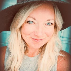 Meet your Posher, Mandy